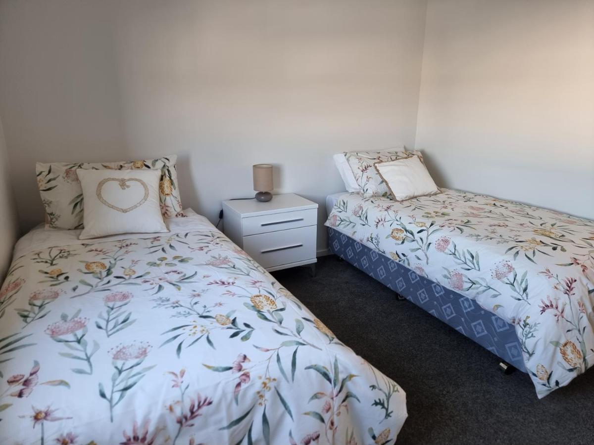 Villa Addington Townhouse With Carpark 8Mins Walk To Hagley Park South Christchurch Esterno foto