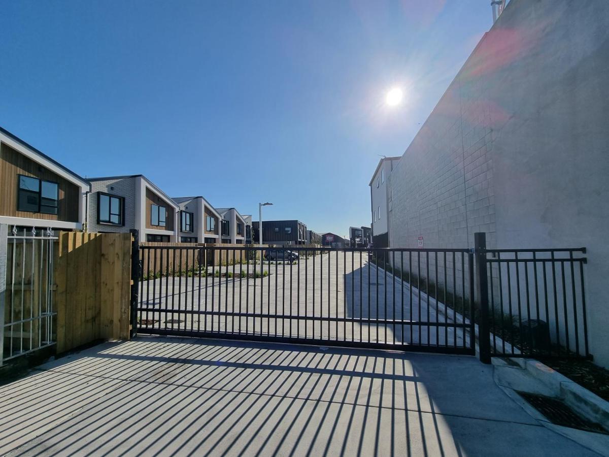 Villa Addington Townhouse With Carpark 8Mins Walk To Hagley Park South Christchurch Esterno foto