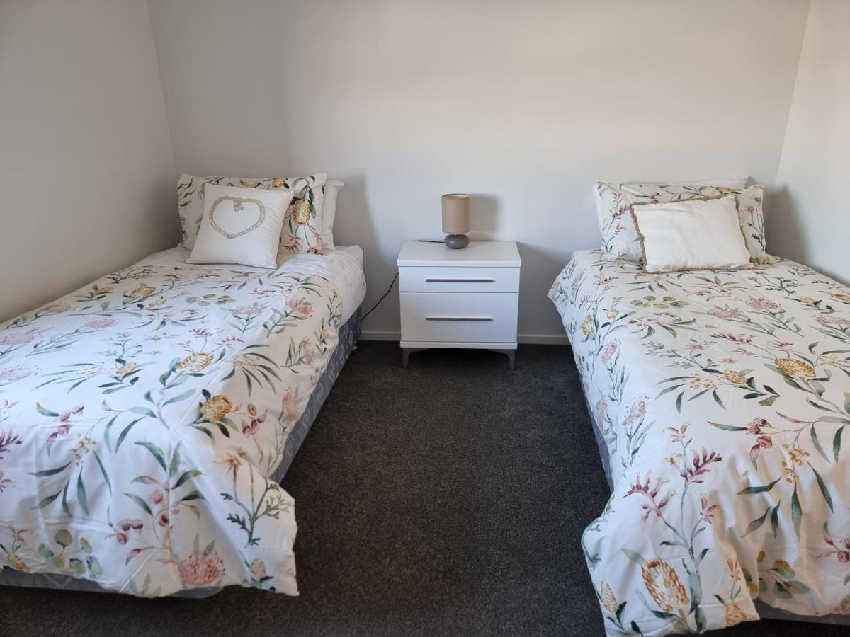 Villa Addington Townhouse With Carpark 8Mins Walk To Hagley Park South Christchurch Esterno foto